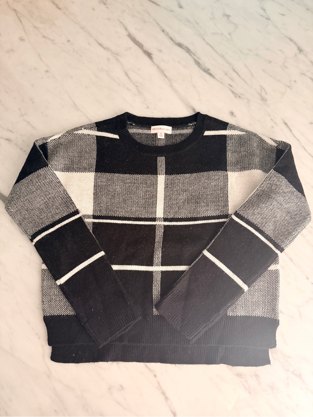 Design History Black & White Sweater Girls Size Small